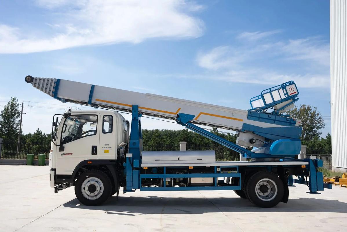 晋州云梯上料车租赁费用