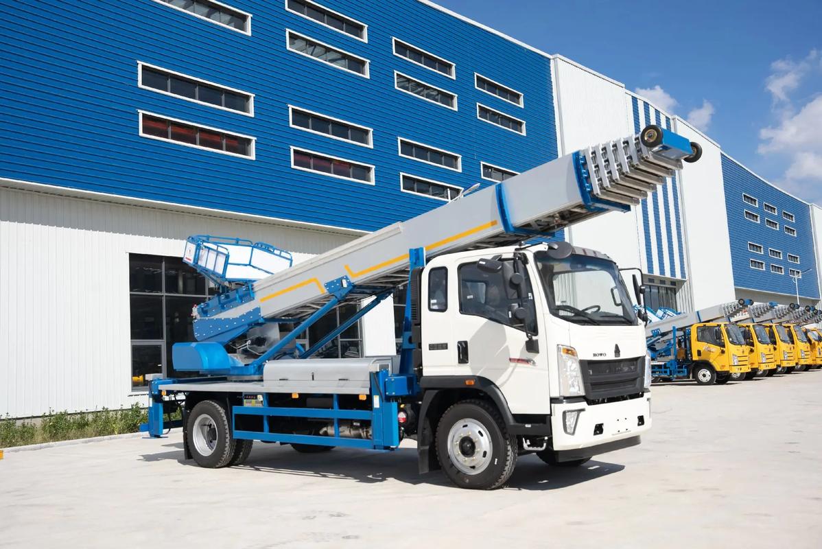 晋州出租云梯车高空作业车 建筑垃圾搬运